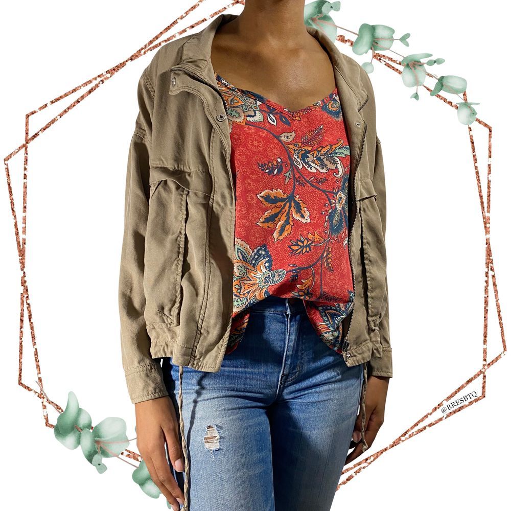 Hollister floral paisley print tank size M
